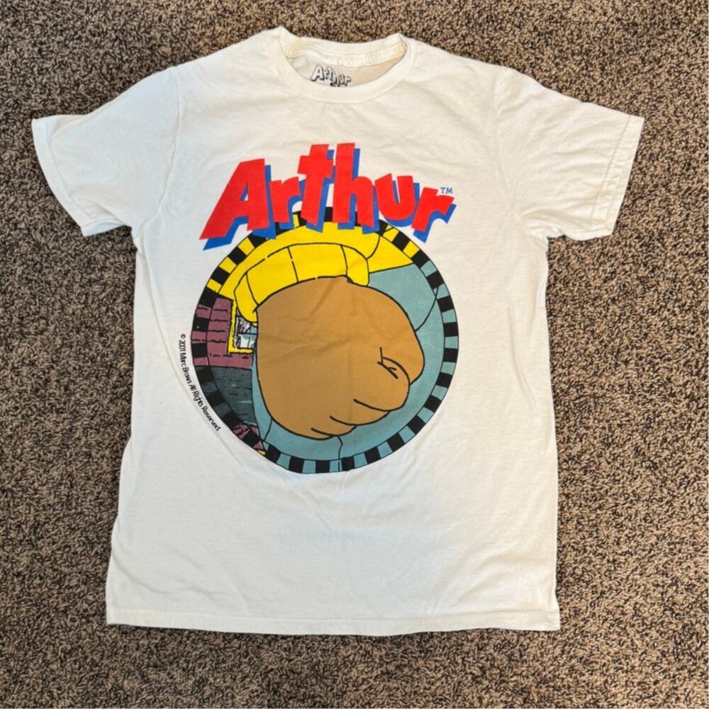 Vintage Arthur Graphic Tee 2001 Y2K
